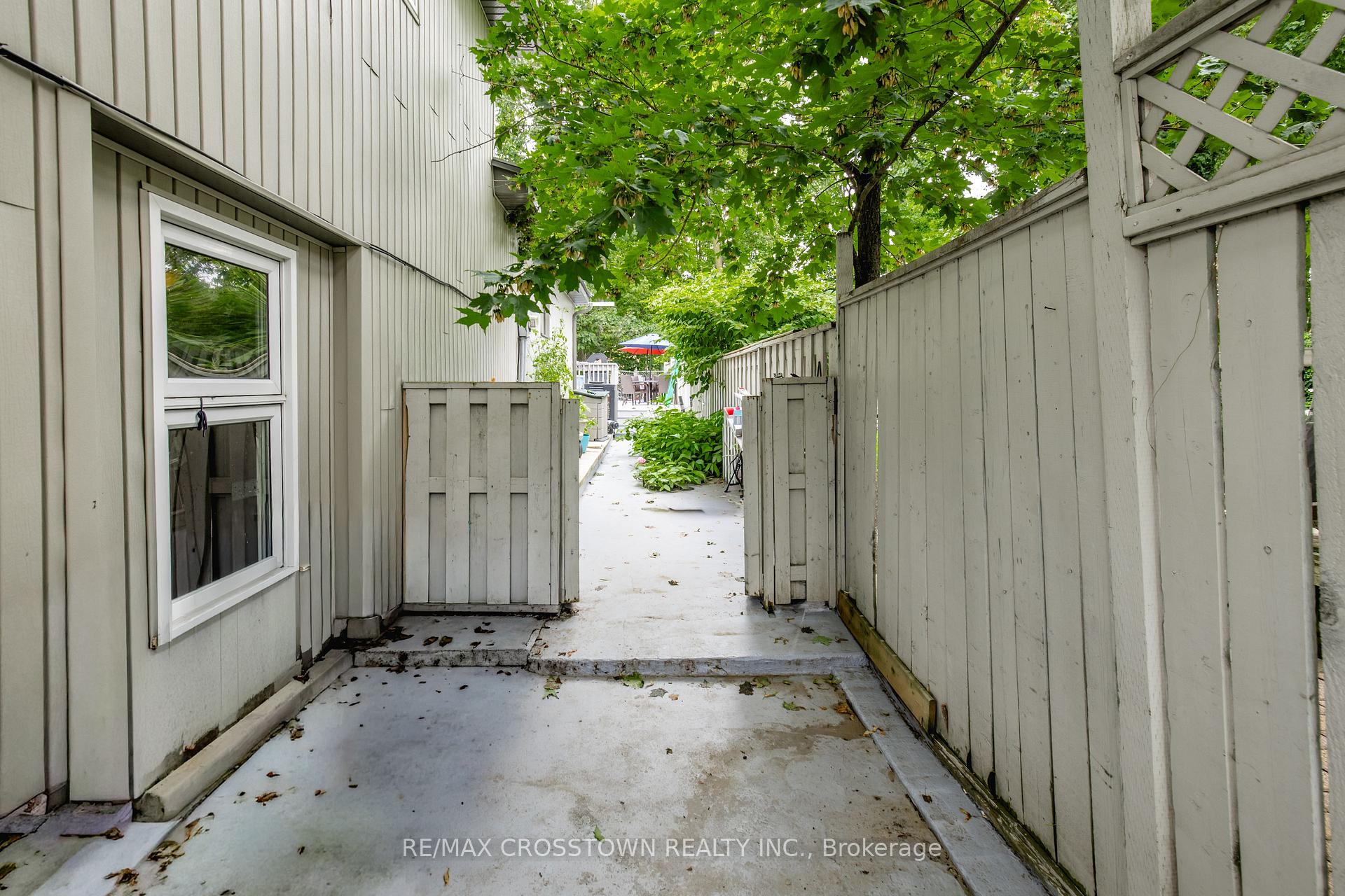 Photo 6 of 6 Ashdale Court, Barrie, Cundles East — HOMEH