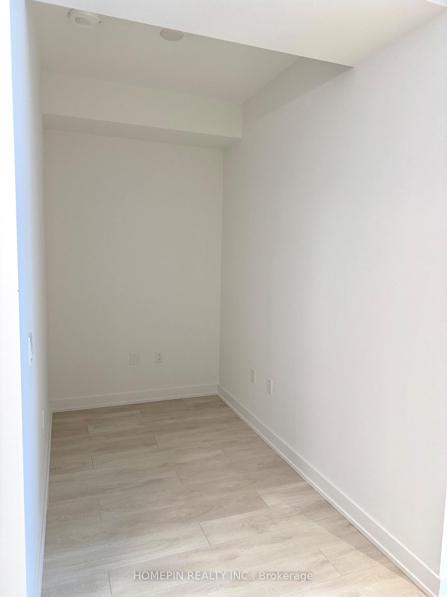 Photo 6 of Unit 2508, 127 Broadway Avenue, Toronto, Mount Pleasant West — HOMEH