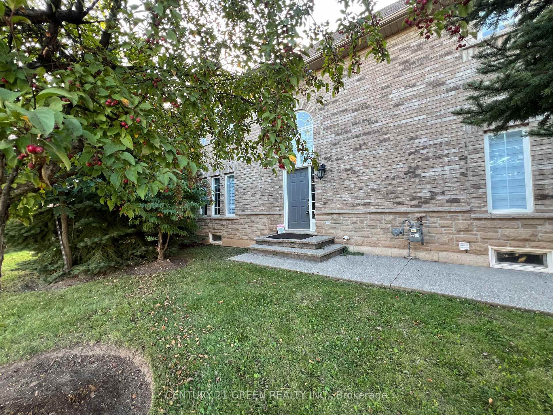Photo 5 of Unit 92, 4055 Forest Run Avenue, Burlington, Tansley — HOMEH