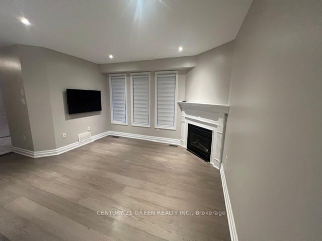 Photo 11 of Unit 92, 4055 Forest Run Avenue, Burlington, Tansley — HOMEH