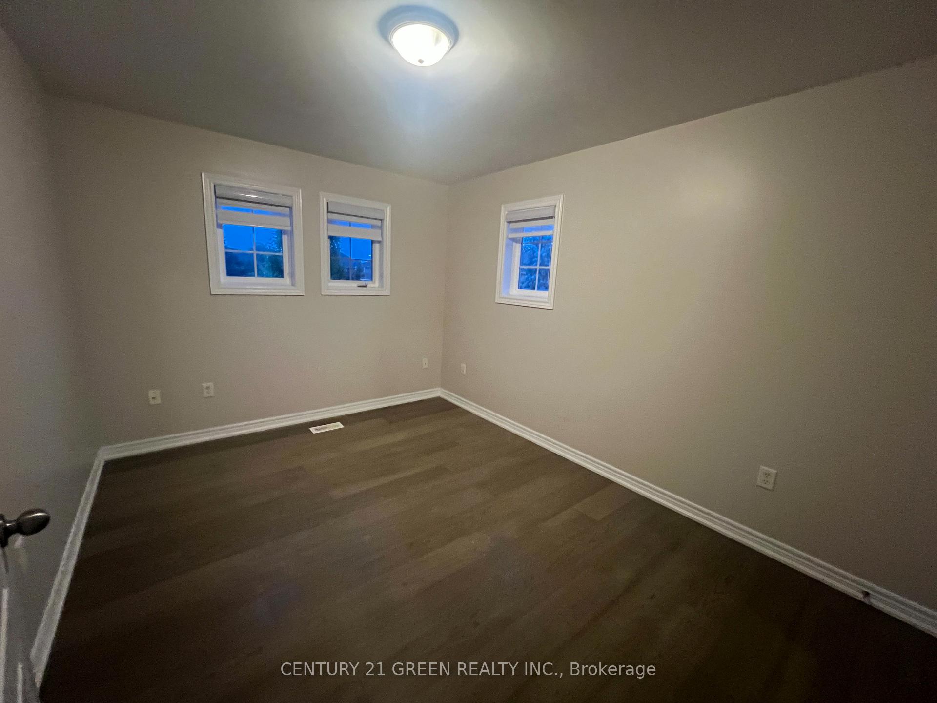 Photo 16 of Unit 92, 4055 Forest Run Avenue, Burlington, Tansley — HOMEH
