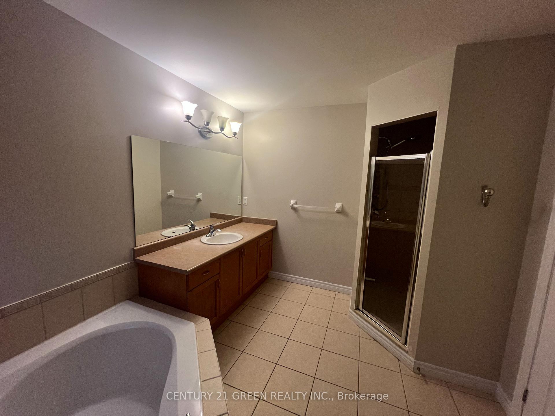 Photo 18 of Unit 92, 4055 Forest Run Avenue, Burlington, Tansley — HOMEH