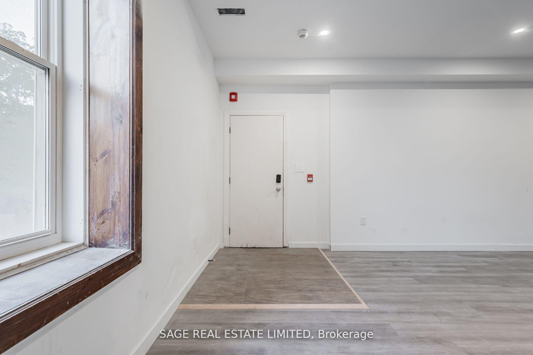 Photo 2 of Unit 10, 14 Cross Street, Hamilton, Dundas — HOMEH