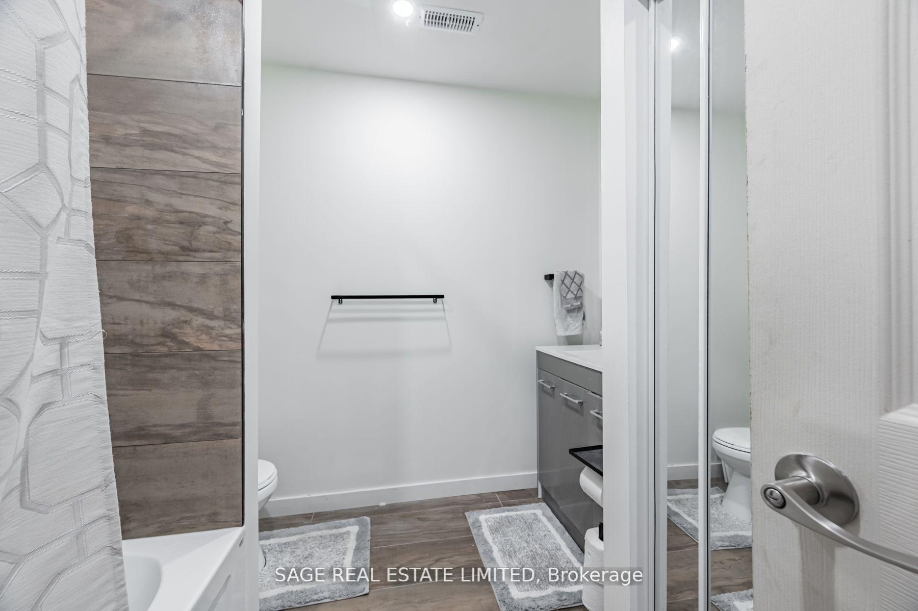 Photo 10 of Unit 10, 14 Cross Street, Hamilton, Dundas — HOMEH