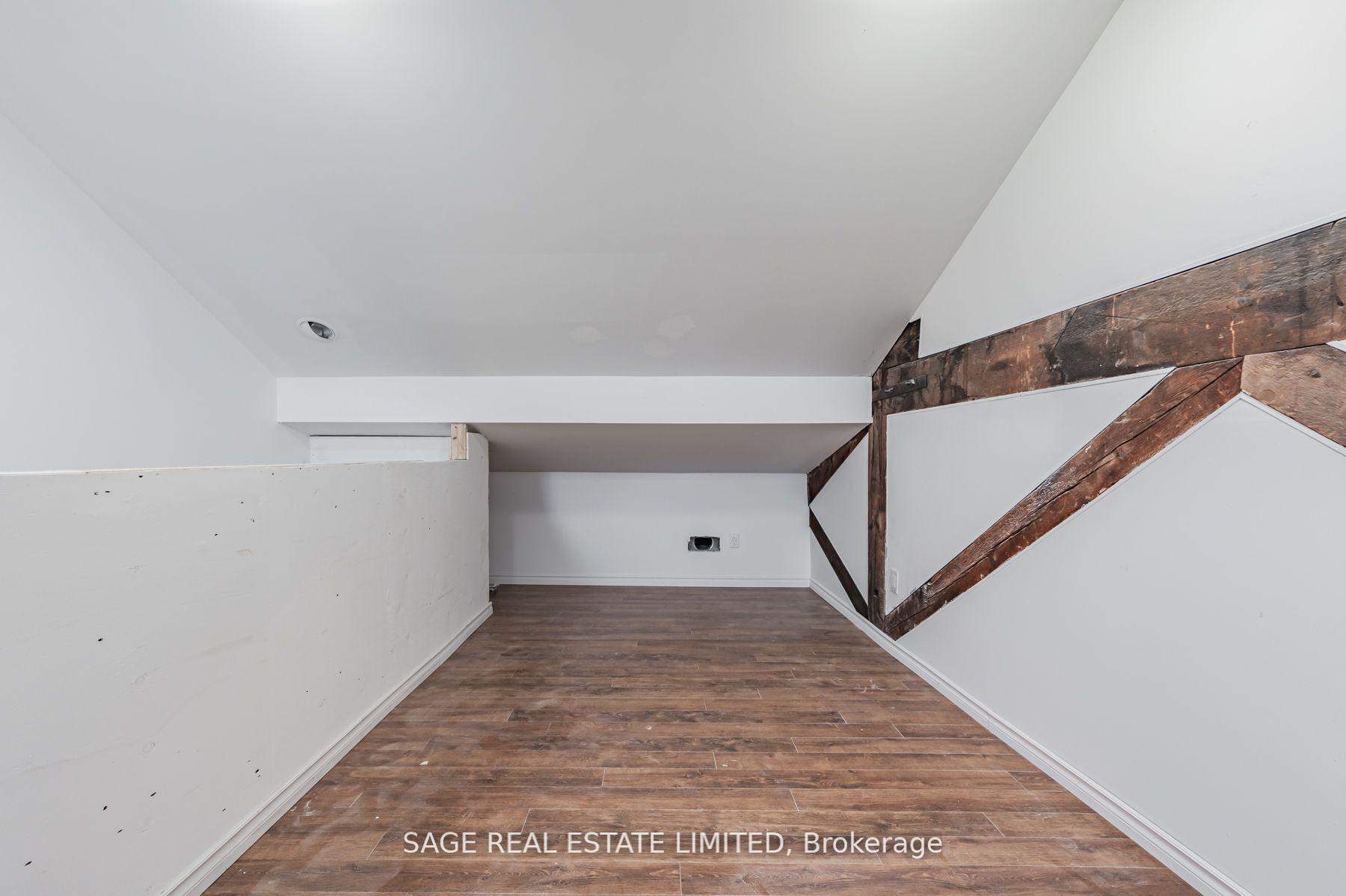 Photo 19 of Unit 10, 14 Cross Street, Hamilton, Dundas — HOMEH