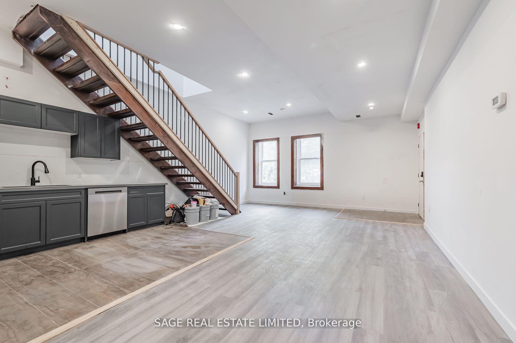 Photo 24 of Unit 10, 14 Cross Street, Hamilton, Dundas — HOMEH