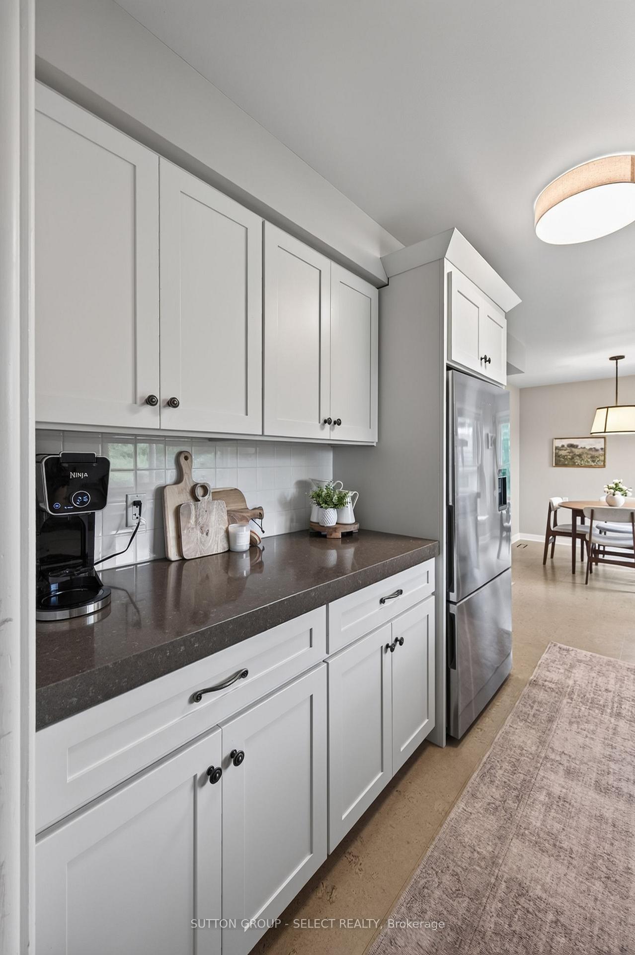 Photo 13 of 847 Clearview Avenue, London, North Q — HOMEH