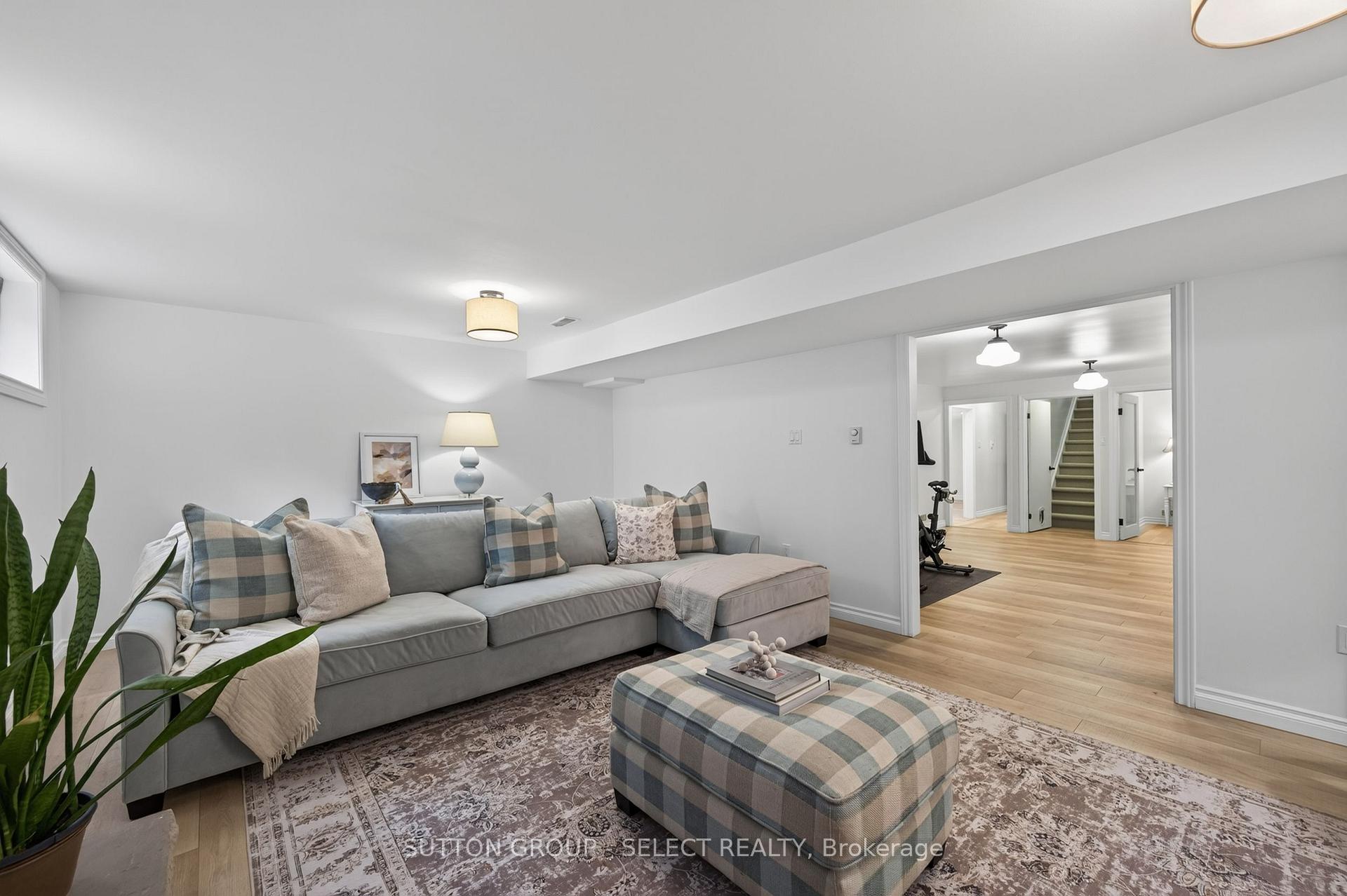 Photo 27 of 847 Clearview Avenue, London, North Q — HOMEH