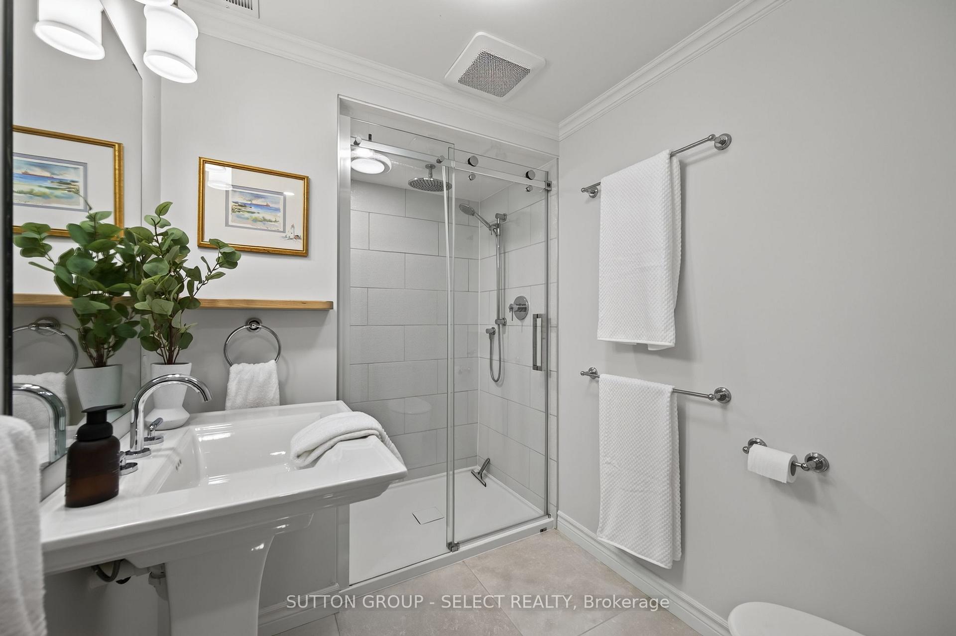 Photo 30 of 847 Clearview Avenue, London, North Q — HOMEH