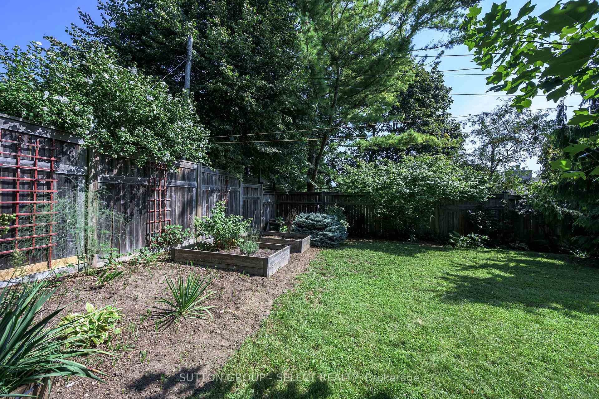 Photo 39 of 847 Clearview Avenue, London, North Q — HOMEH
