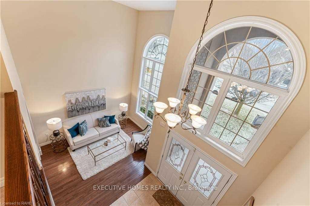 Photo 23 of Unit (Main Level), 8 Roelfson Drive, Hamilton, Meadowlands — HOMEH