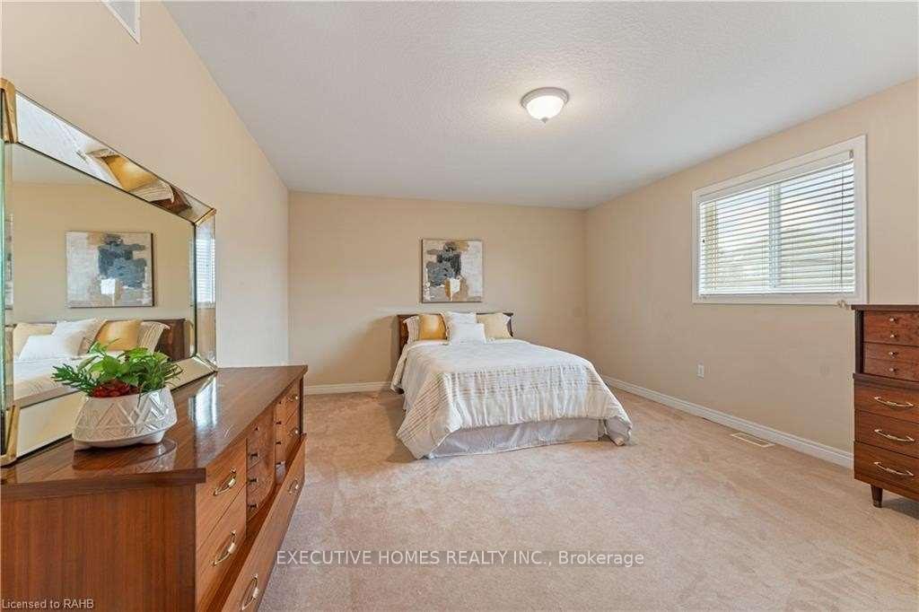 Photo 27 of Unit (Main Level), 8 Roelfson Drive, Hamilton, Meadowlands — HOMEH