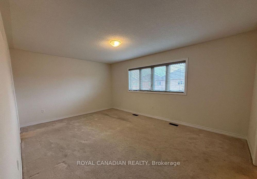 Photo 7 of 7 Jardine Street, Brock, Beaverton — HOMEH