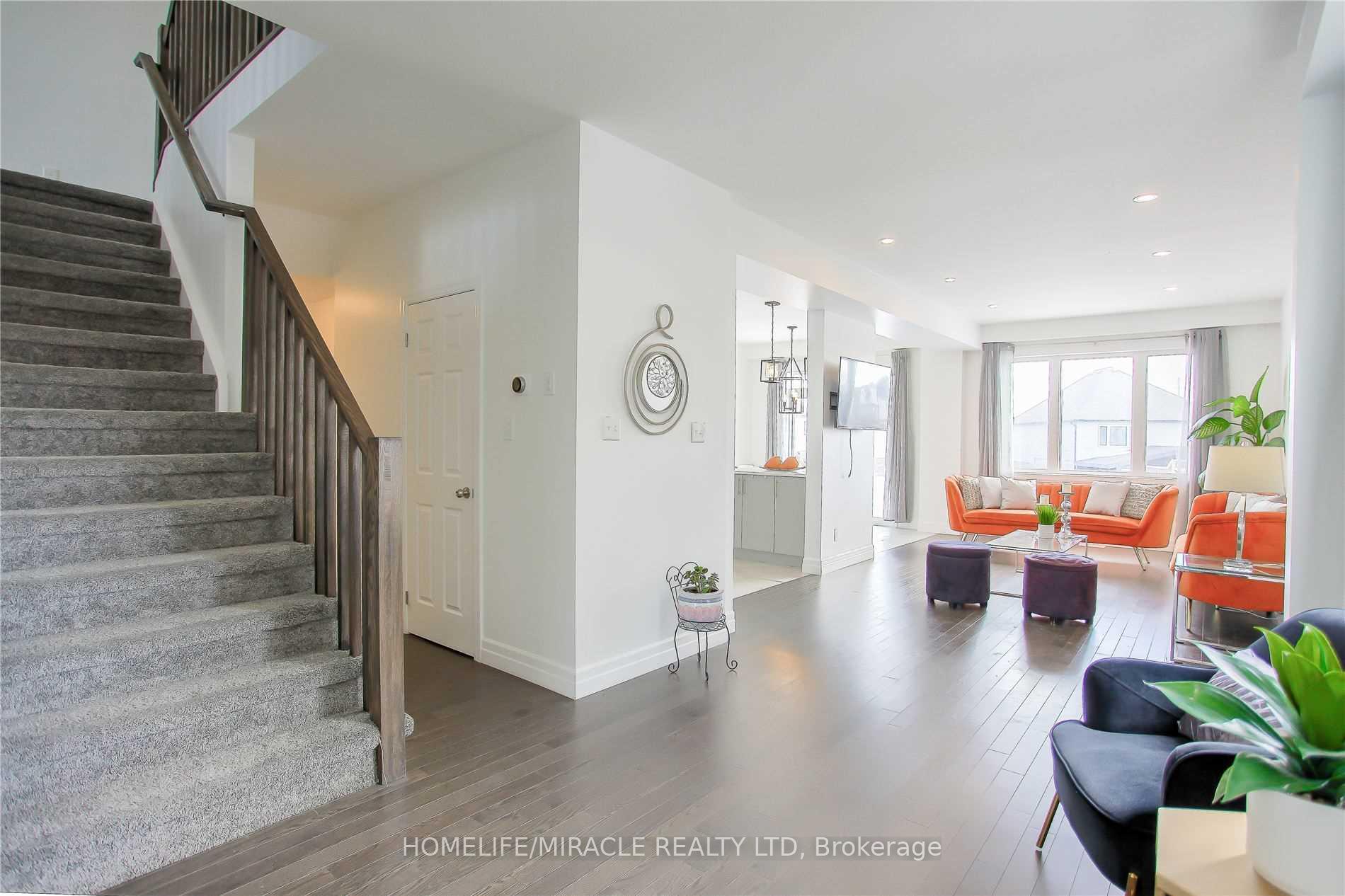 Photo 8 of 99 Saddlebrook Court, Kitchener, Huron Park — HOMEH