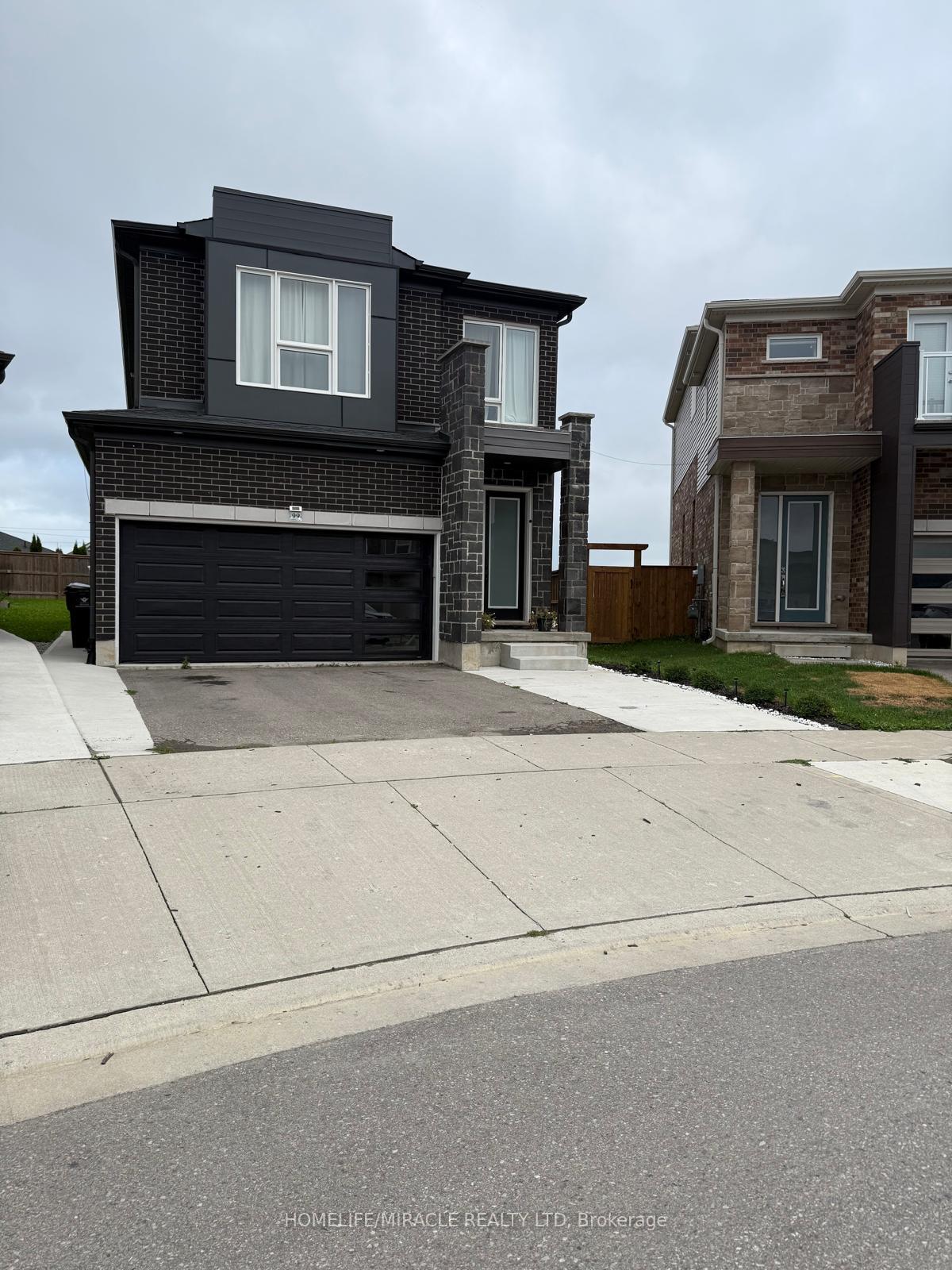 Photo 3 of 99 Saddlebrook Court, Kitchener, Huron Park — HOMEH