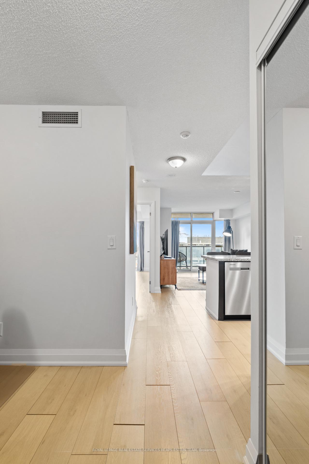 Photo 2 of Unit 606, 3 Michael Power Place, Etobicoke, Islington-City Centre West — HOMEH