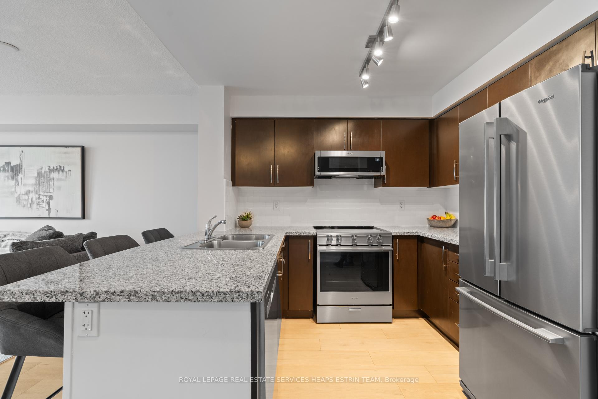 Photo 4 of Unit 606, 3 Michael Power Place, Etobicoke, Islington-City Centre West — HOMEH