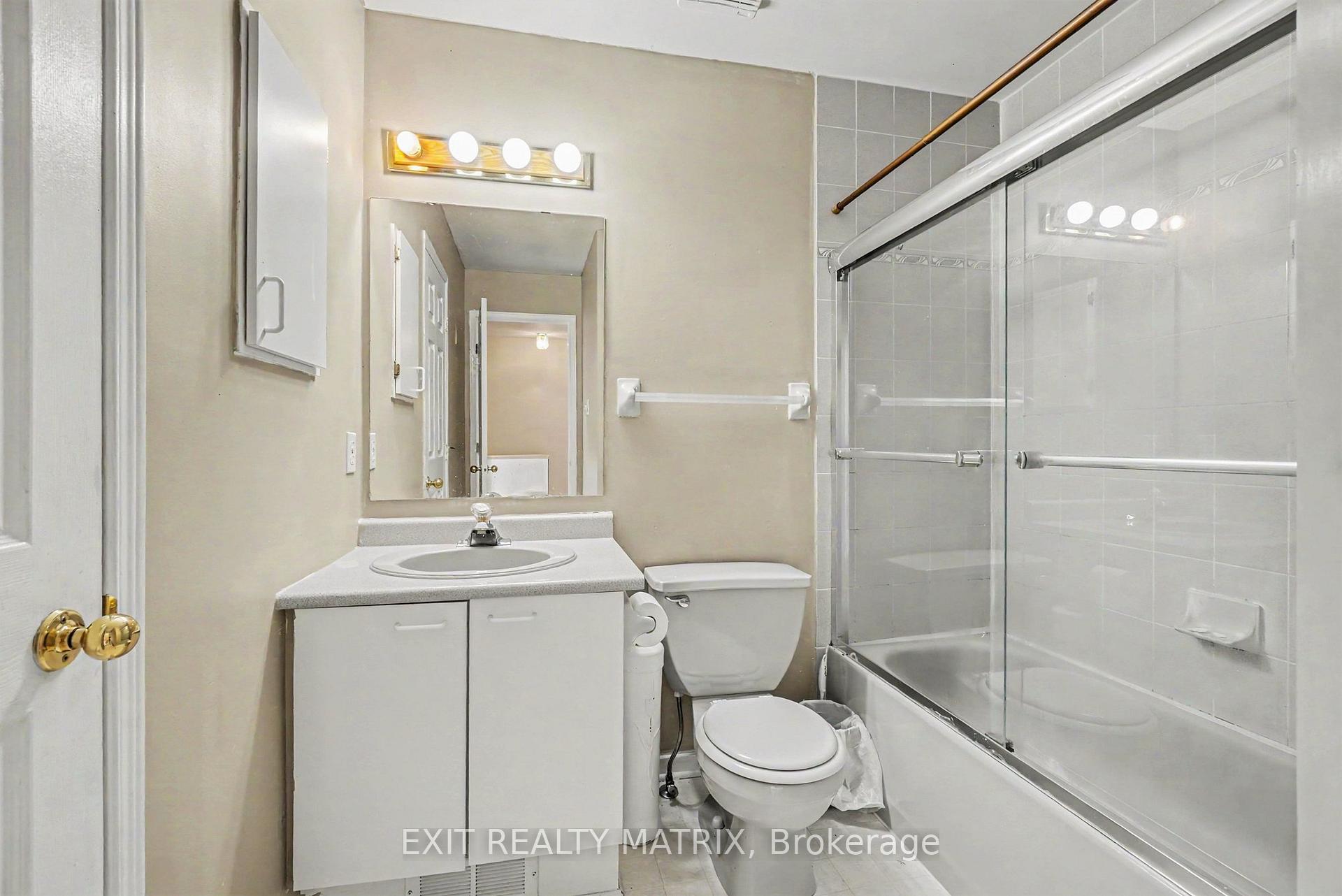 Photo 14 of 2209 Saturn Crescent, Ottawa, Fallingbrook/Gardenway South — HOMEH