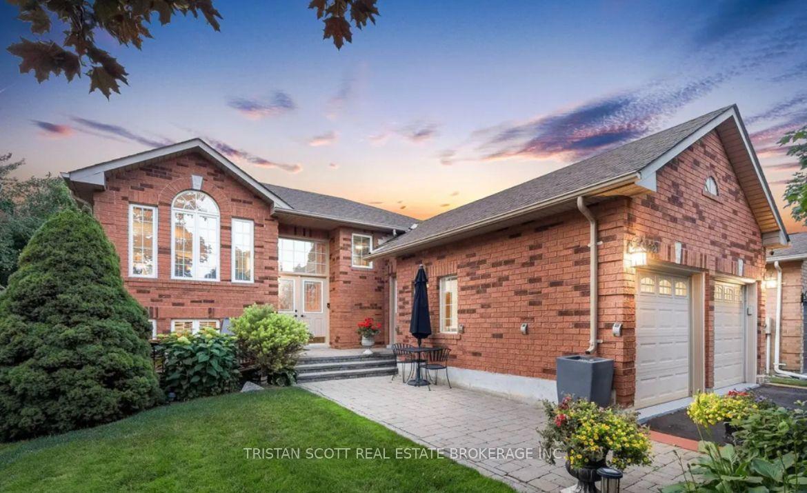 Photo 2 of Unit MAIN, 1092 Lebanon Drive, Innisfil, Alcona — HOMEH