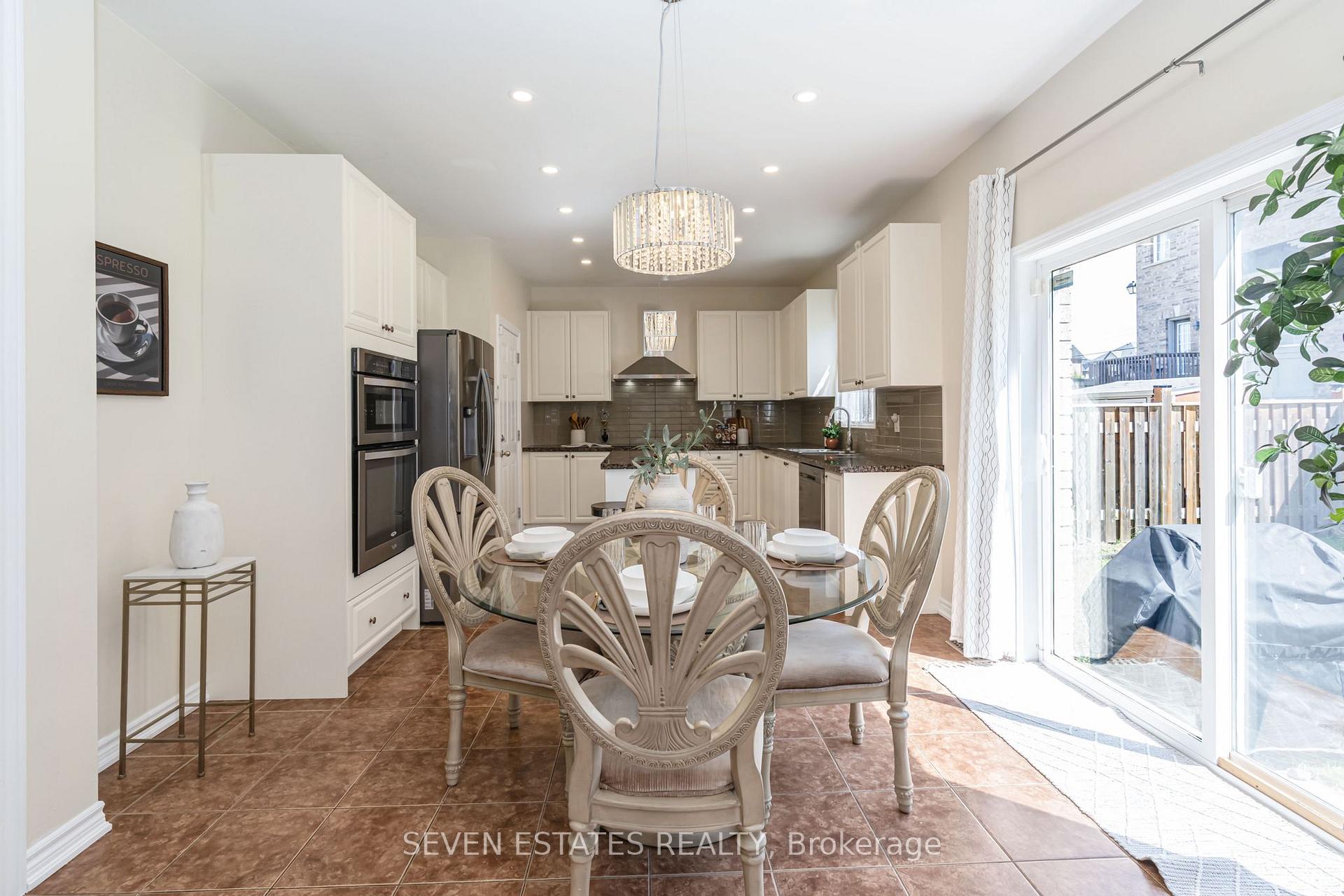Photo 11 of 30 Sheldon Drive, Ajax, Central — HOMEH