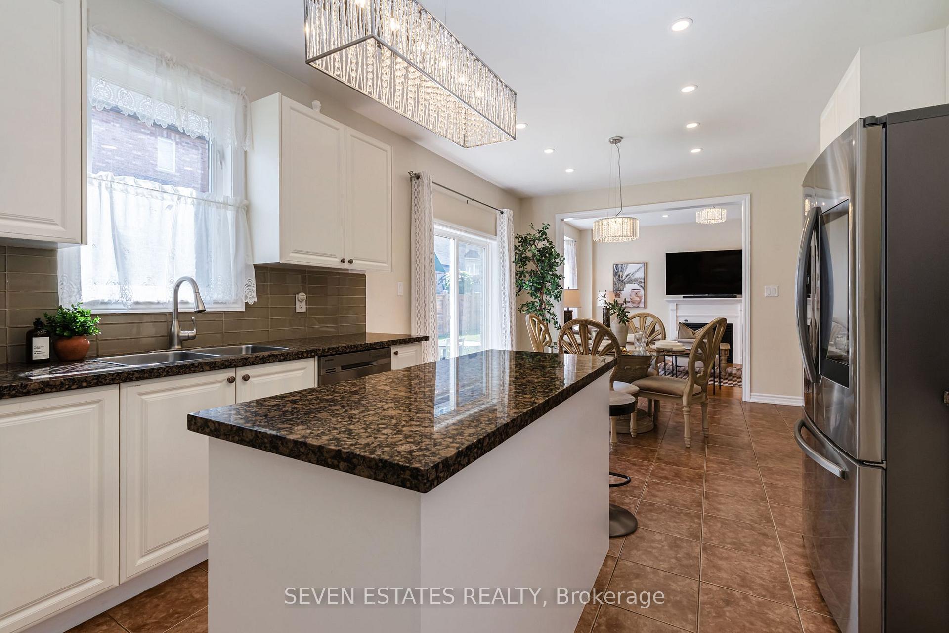 Photo 13 of 30 Sheldon Drive, Ajax, Central — HOMEH