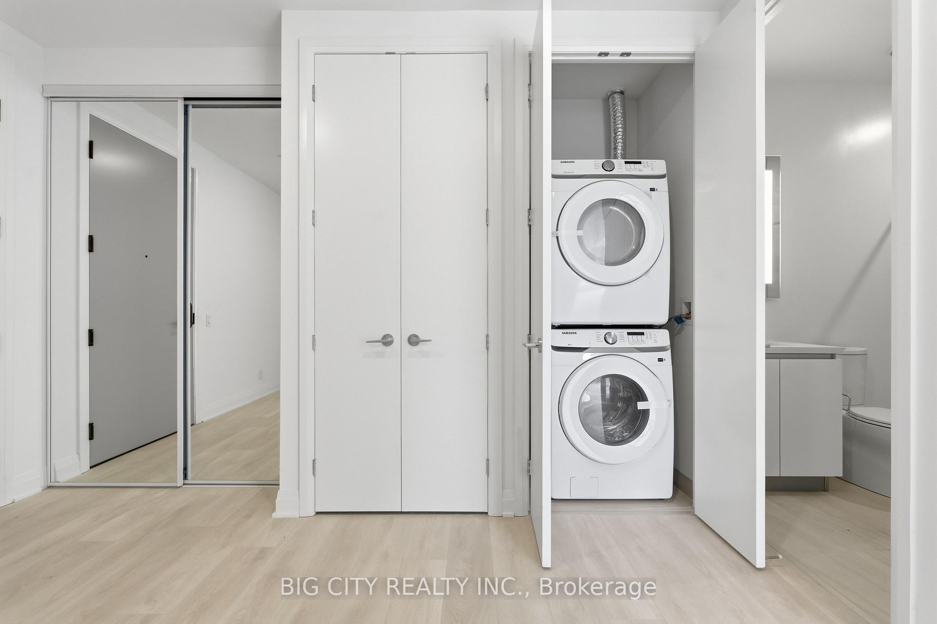 Photo 4 of Unit 213, 25 Frederick Todd Way, Toronto, Thorncliffe Park — HOMEH