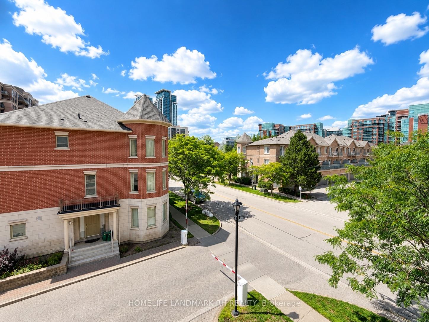 Photo 14 of 30 Times Avenue, Markham, Commerce Valley — HOMEH