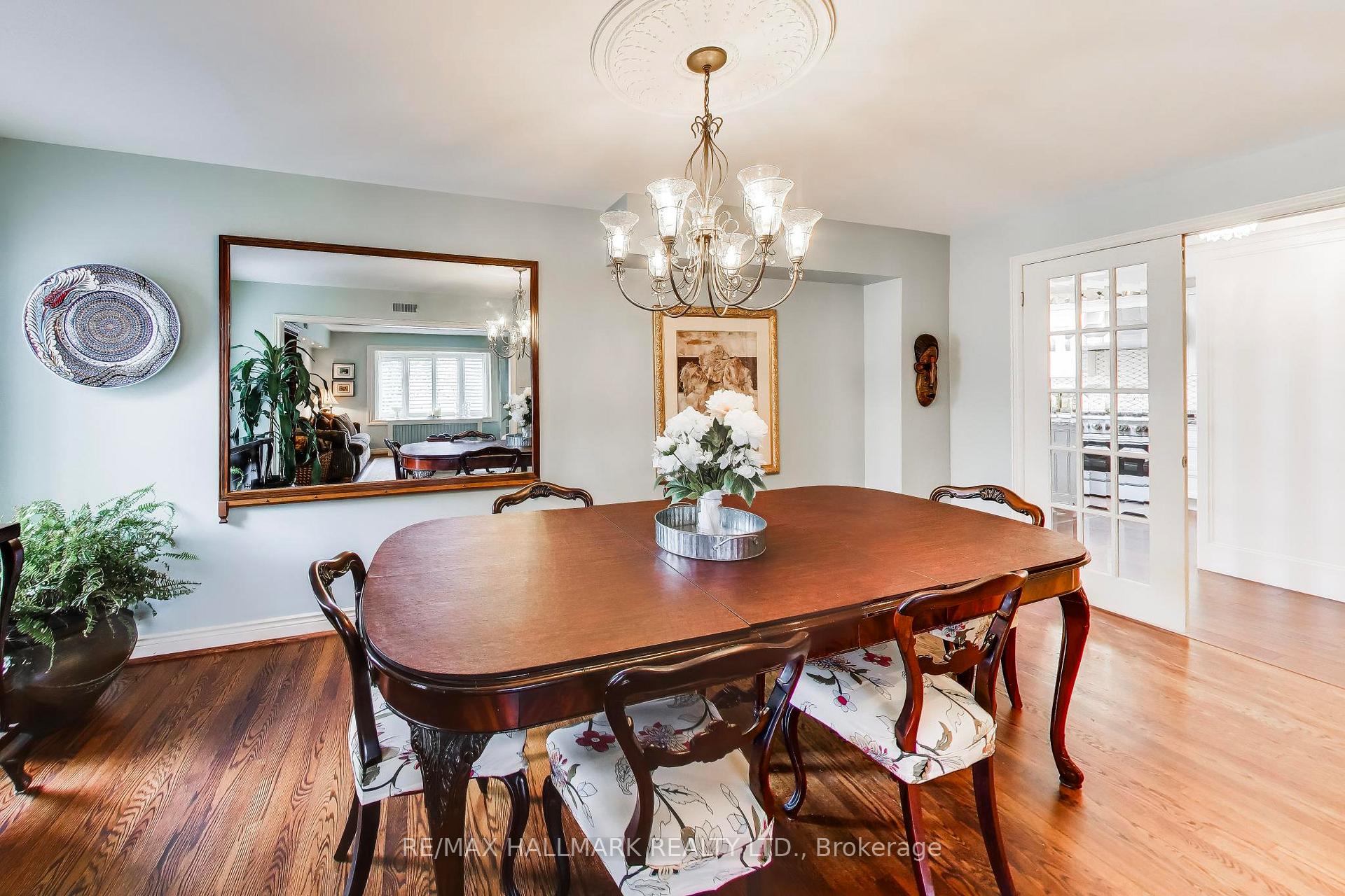 Photo 8 of 76 Ashbourne Drive, Etobicoke, Islington-City Centre West — HOMEH