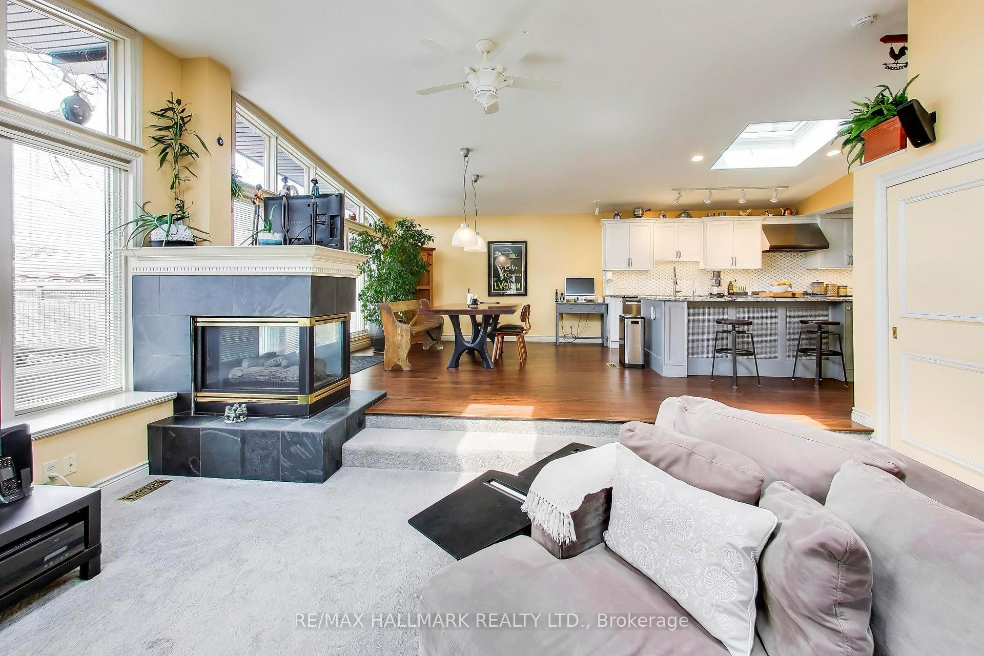 Photo 16 of 76 Ashbourne Drive, Etobicoke, Islington-City Centre West — HOMEH