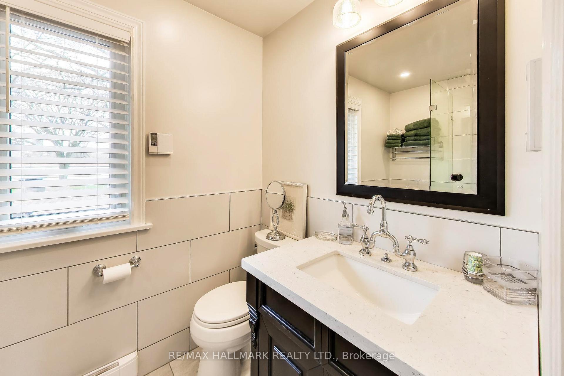 Photo 23 of 76 Ashbourne Drive, Etobicoke, Islington-City Centre West — HOMEH