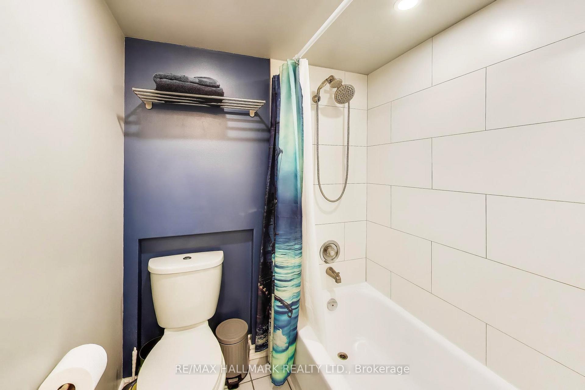 Photo 36 of 76 Ashbourne Drive, Etobicoke, Islington-City Centre West — HOMEH
