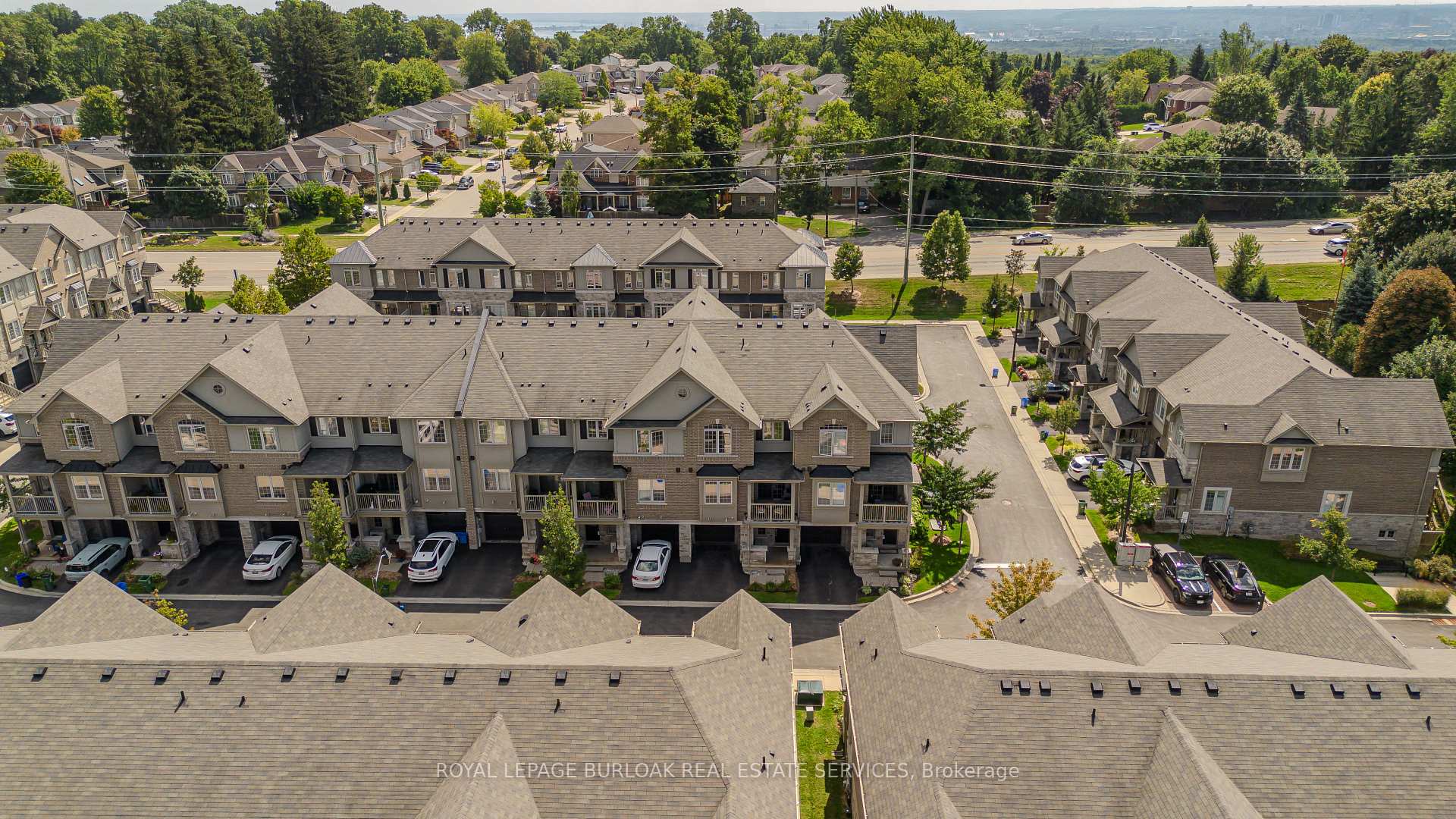 Photo 2 of Unit 29, 215 Dundas Street E, Hamilton, Waterdown — HOMEH