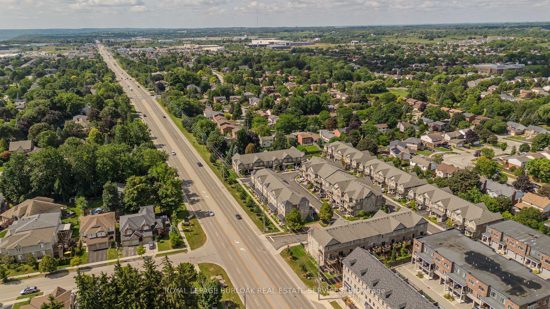 Photo 21 of Unit 29, 215 Dundas Street E, Hamilton, Waterdown — HOMEH
