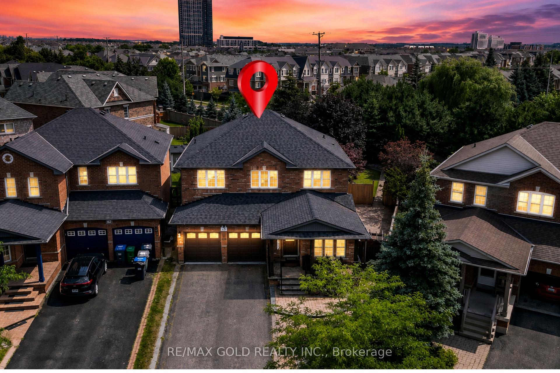 Photo 47 of 60 Four Seasons Circle, Brampton, Fletcher's Meadow — HOMEH