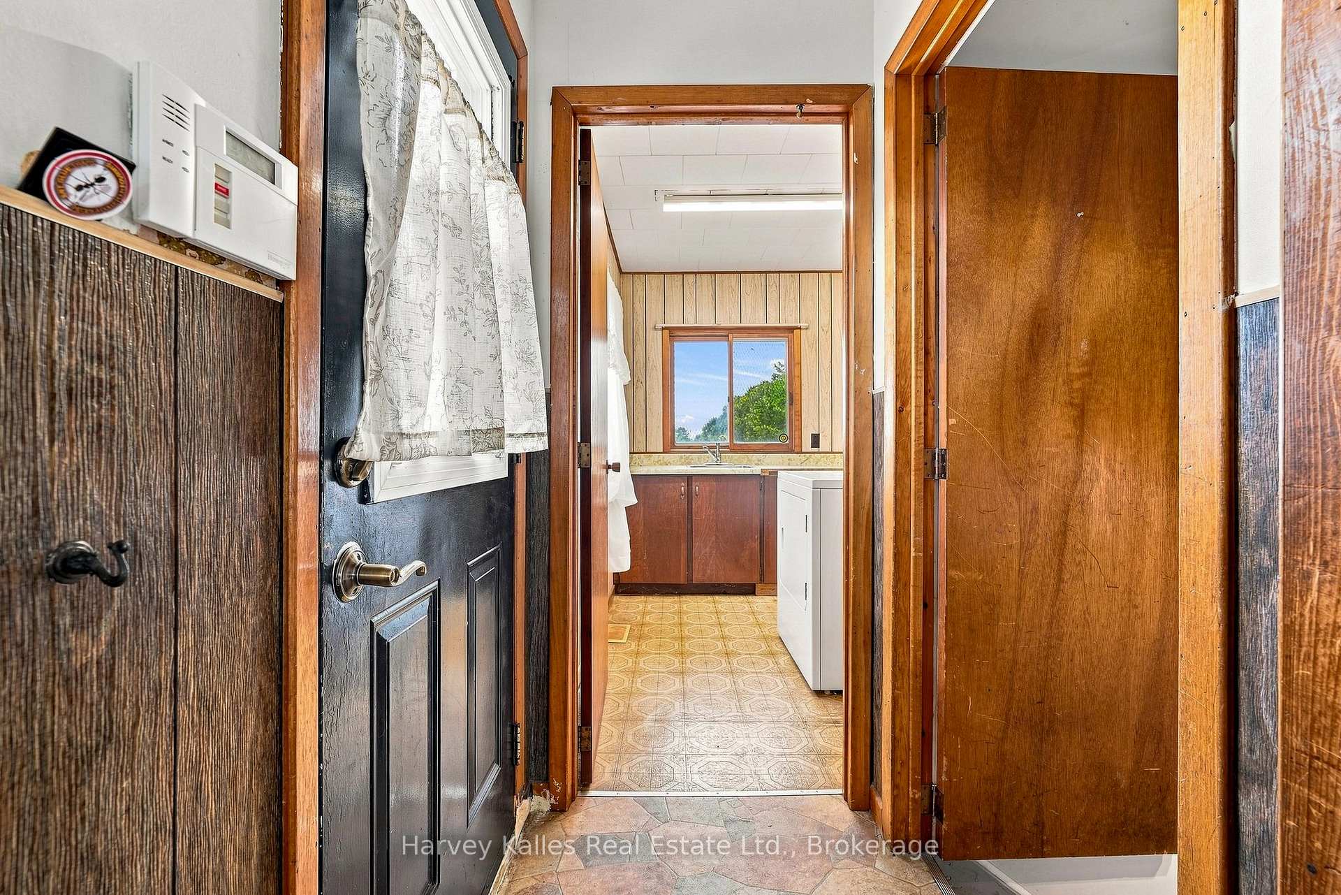 Photo 13 of 147 Caughey Road, Prince Edward County, Sophiasburg Ward — HOMEH