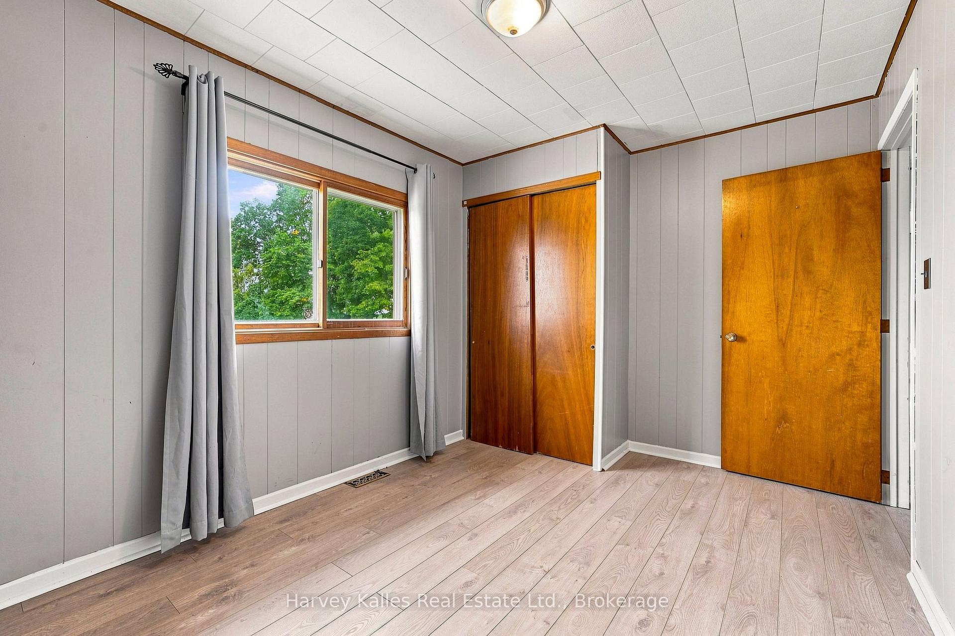 Photo 20 of 147 Caughey Road, Prince Edward County, Sophiasburg Ward — HOMEH