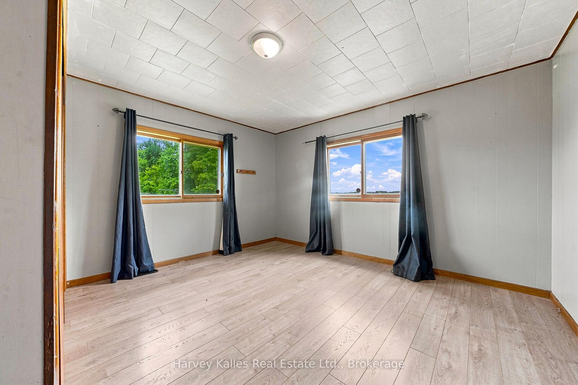 Photo 21 of 147 Caughey Road, Prince Edward County, Sophiasburg Ward — HOMEH
