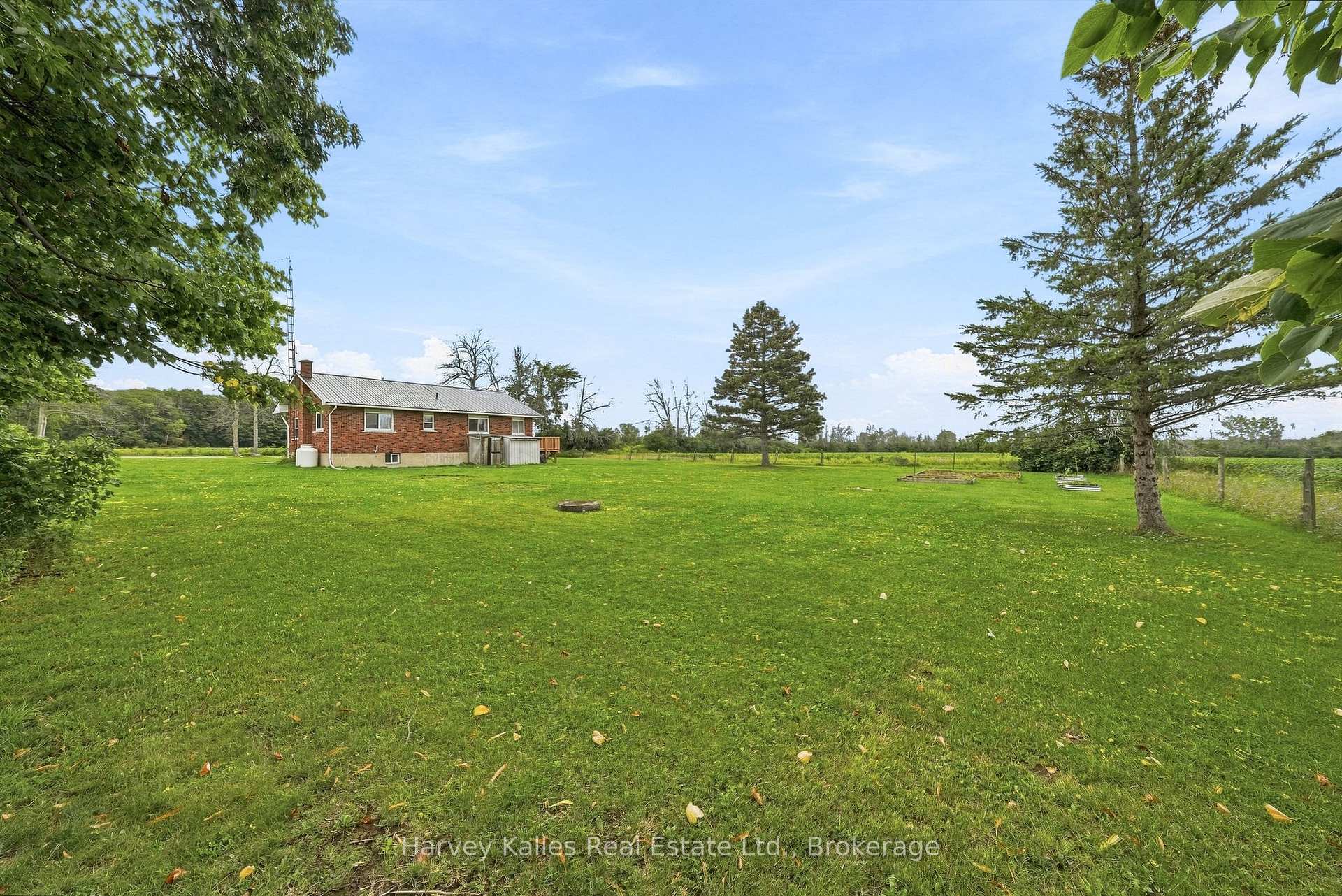 Photo 34 of 147 Caughey Road, Prince Edward County, Sophiasburg Ward — HOMEH
