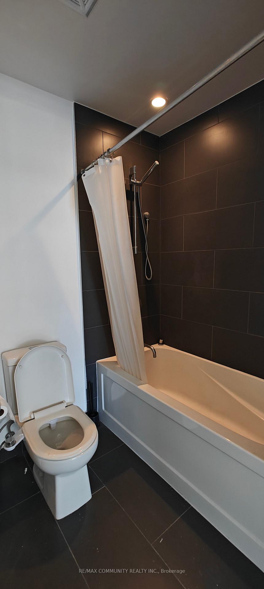 Photo 11 of Unit 2505, 159 Dundas Street E, Toronto, Church-Yonge Corridor — HOMEH