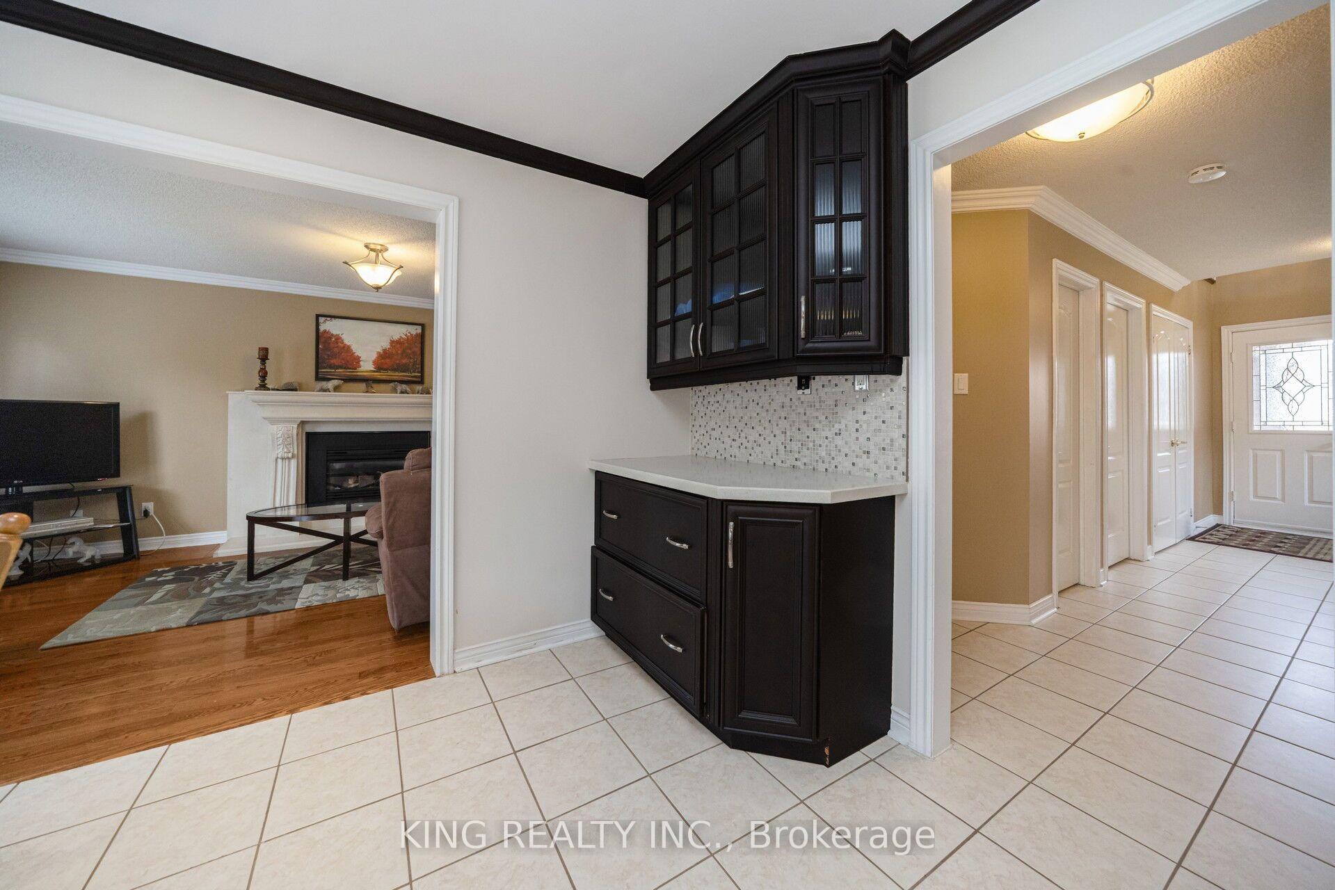 Photo 13 of 52 Leeward Drive, Brampton, Westgate — HOMEH