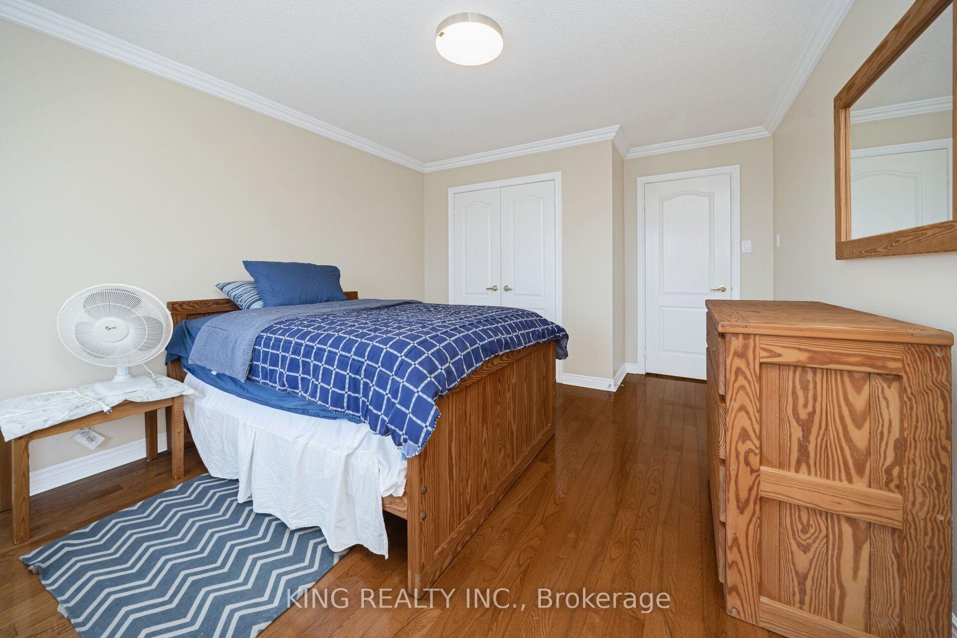Photo 23 of 52 Leeward Drive, Brampton, Westgate — HOMEH