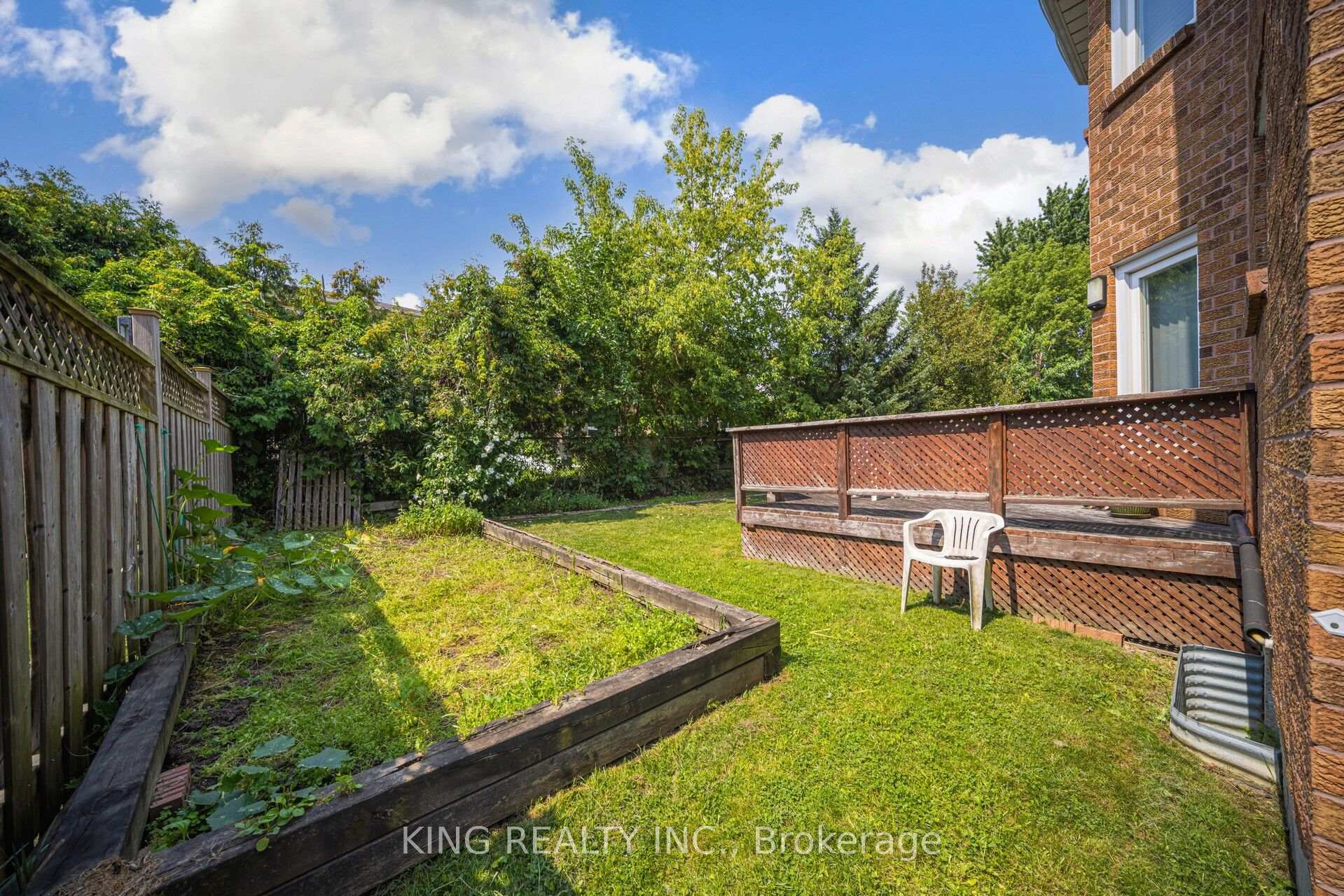 Photo 46 of 52 Leeward Drive, Brampton, Westgate — HOMEH