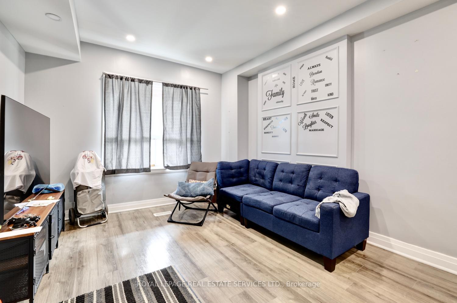 Photo 5 of 234 Lansdowne Avenue, Toronto, Dufferin Grove — HOMEH