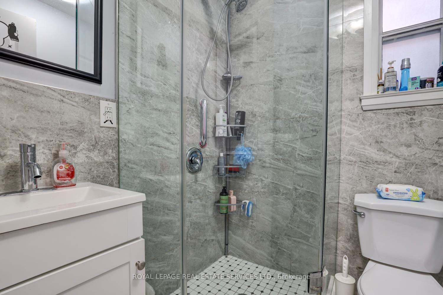 Photo 11 of 234 Lansdowne Avenue, Toronto, Dufferin Grove — HOMEH