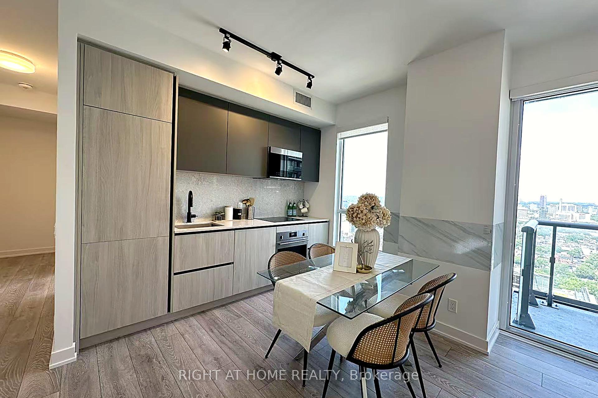 Photo 2 of Unit 3302, 108 Peter Street, Toronto, Waterfront Communities — HOMEH