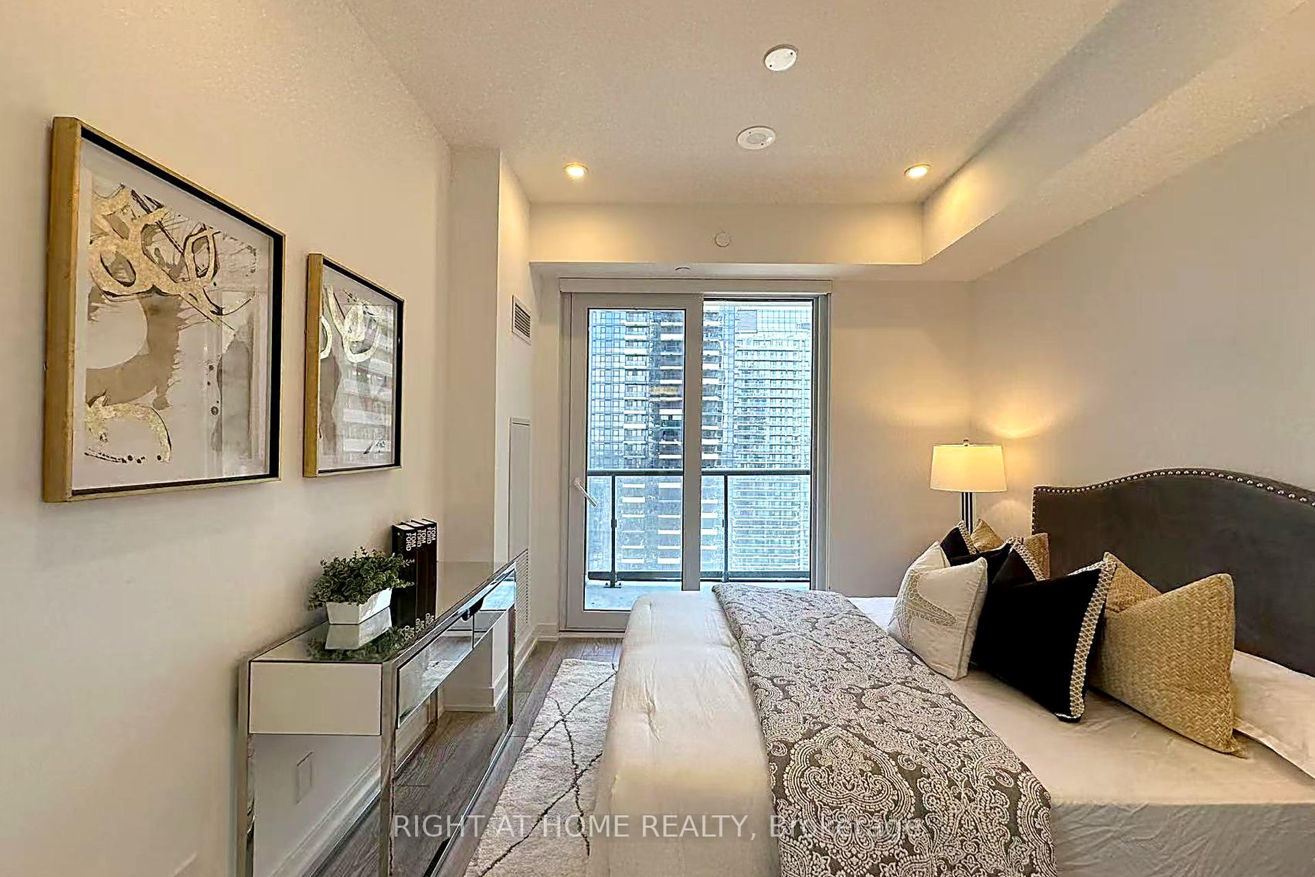 Photo 4 of Unit 3302, 108 Peter Street, Toronto, Waterfront Communities — HOMEH