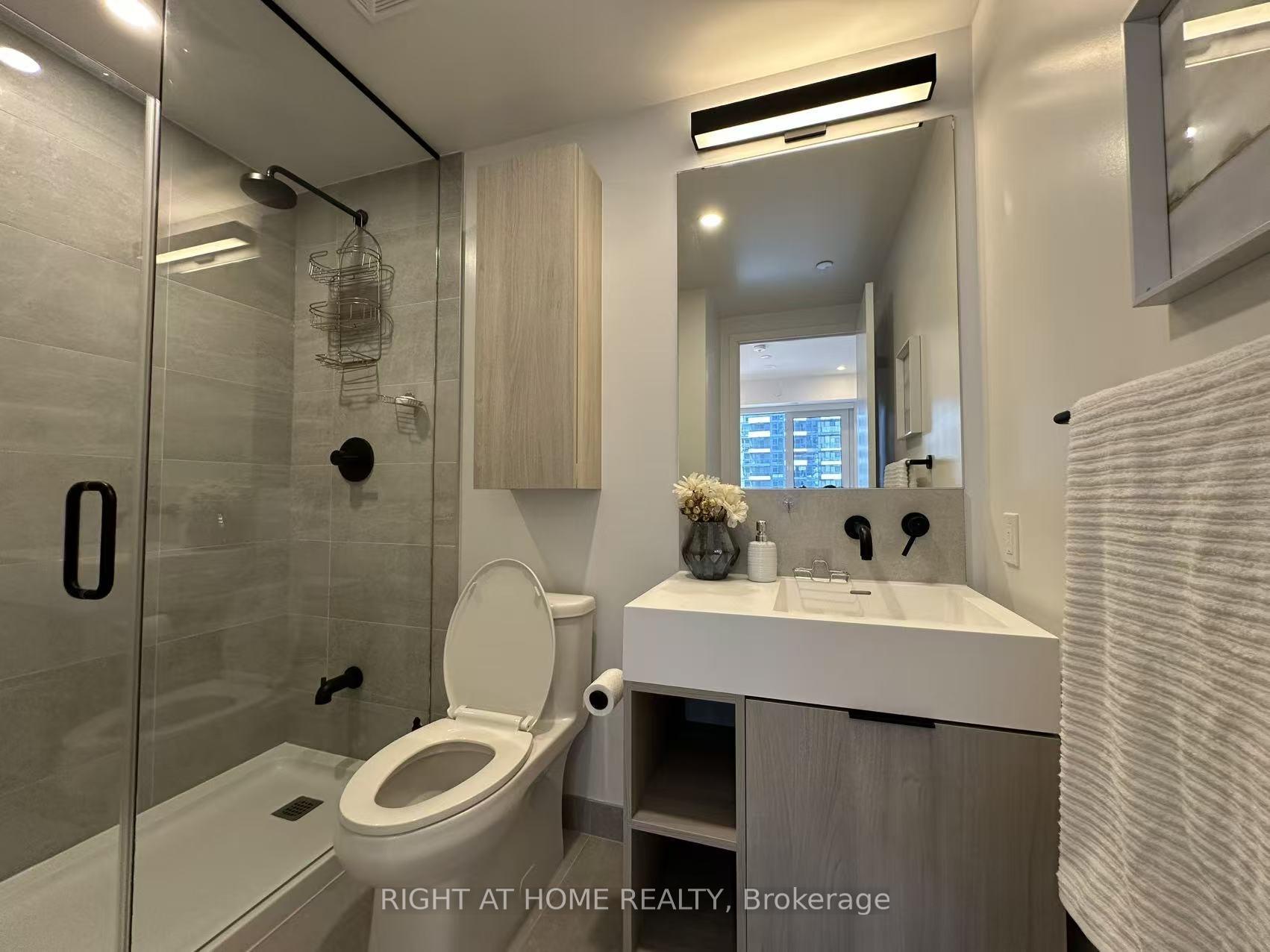 Photo 7 of Unit 3302, 108 Peter Street, Toronto, Waterfront Communities — HOMEH