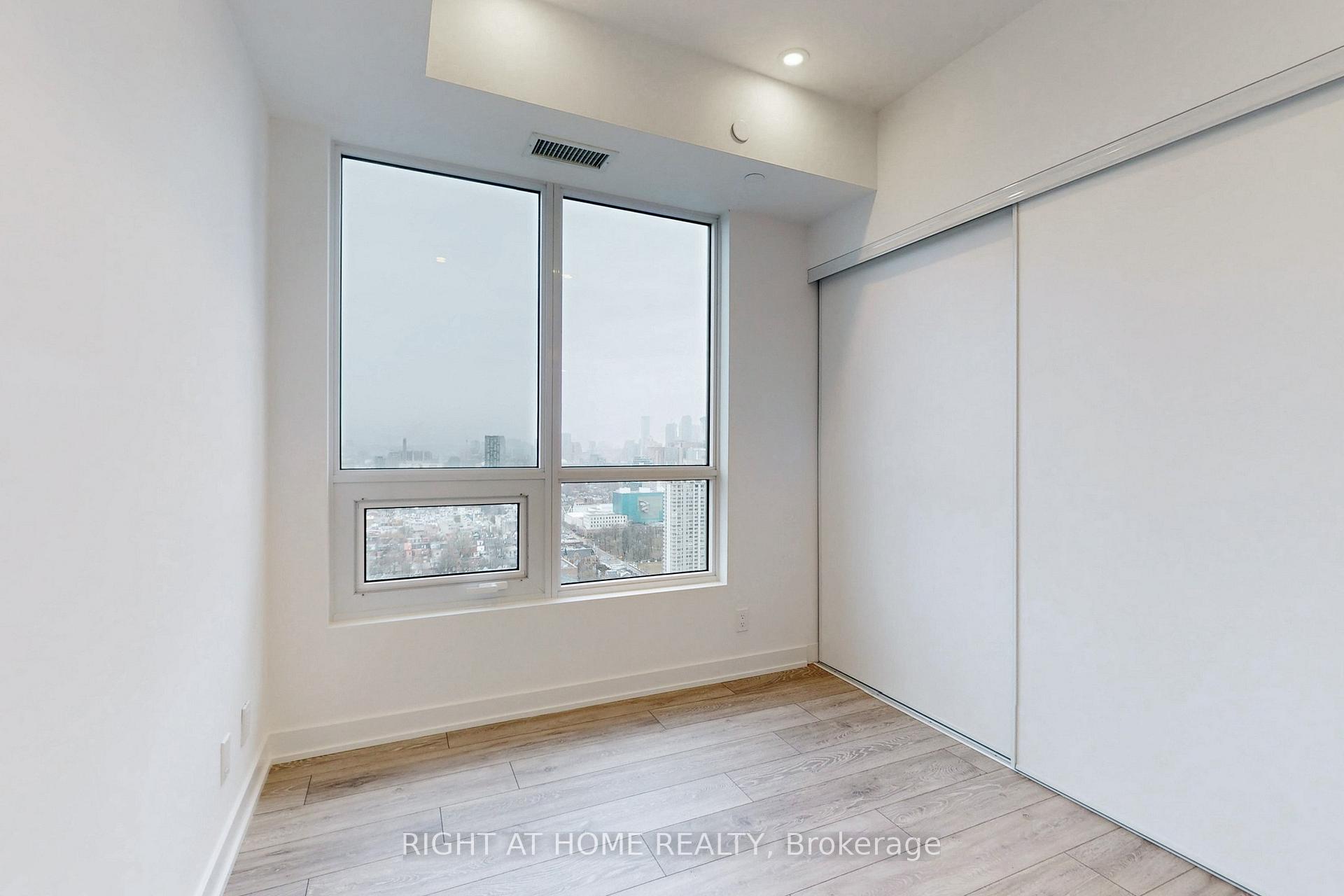 Photo 11 of Unit 3302, 108 Peter Street, Toronto, Waterfront Communities — HOMEH