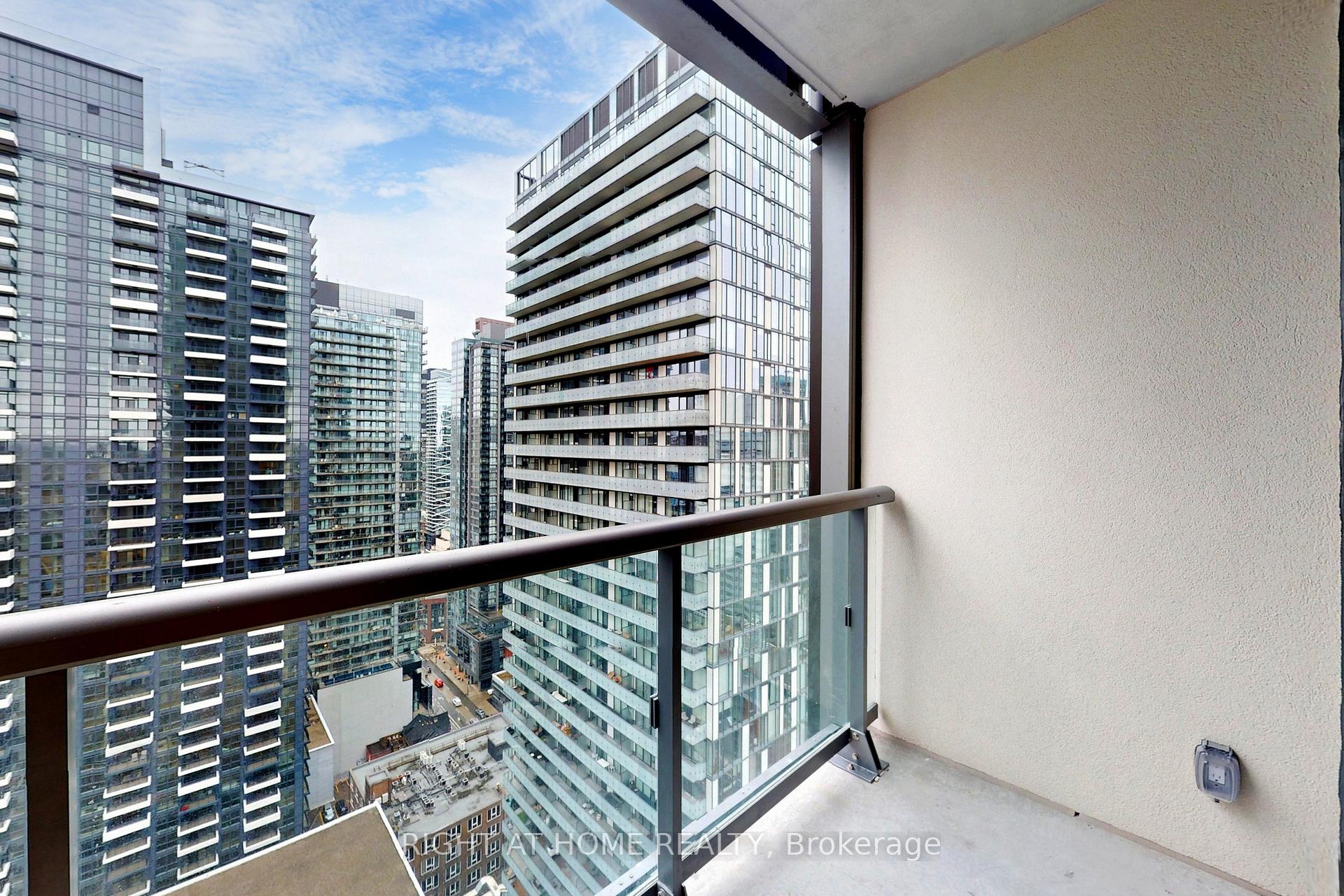 Photo 16 of Unit 3302, 108 Peter Street, Toronto, Waterfront Communities — HOMEH