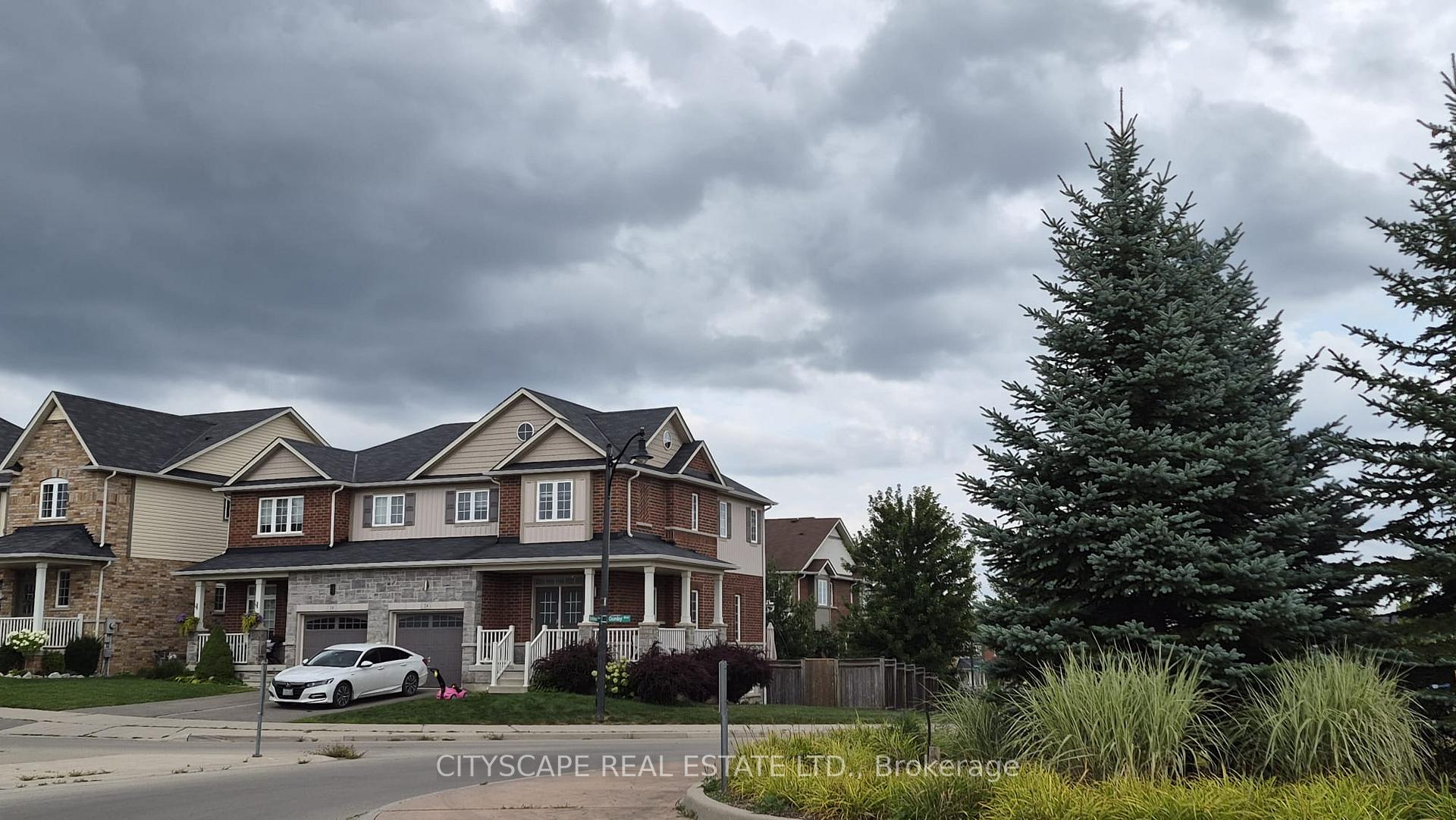 Photo 3 of 24 Gunby Boulevard, Hamilton, Waterdown — HOMEH
